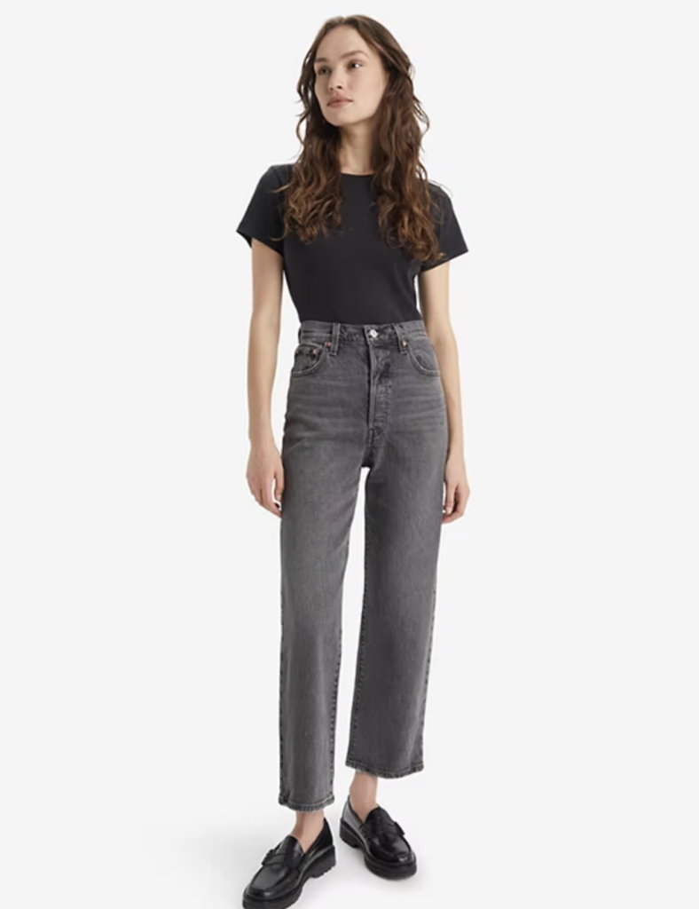 Levis ribcage straight ankle jeans in grey. 